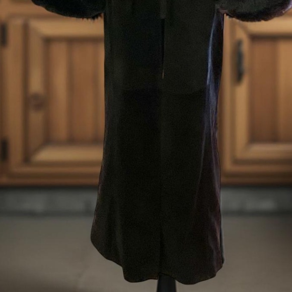 Express vintage early Y2K suede, floor length, belted, for a collar EUC - Picture 10 of 12